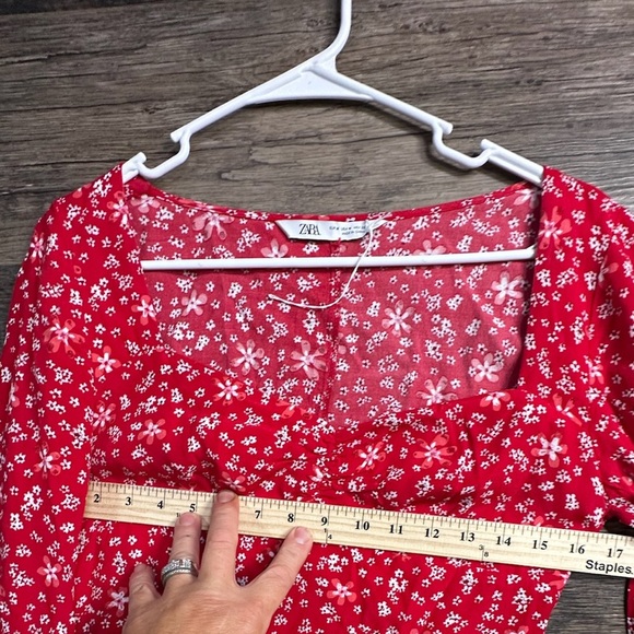 Zara Red Sweetheart Bell Sleeve Floral Sundress - Picture 5 of 6